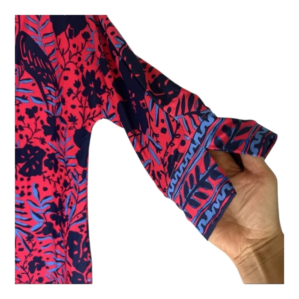 Lilly Pulitzer Chilly Lilly Braedyn SPF 50 Floral Red and Blue Dress Medium EUC - Picture 3 of 6